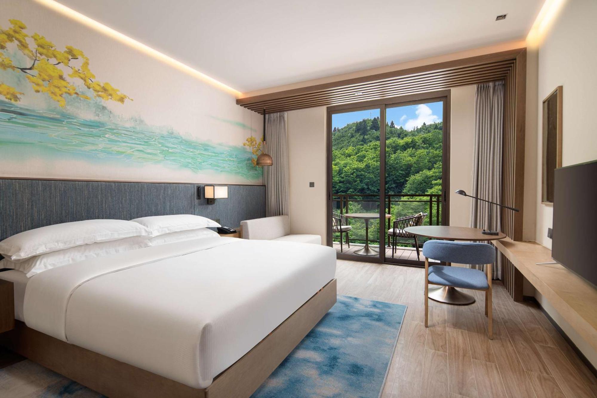 Hilton Garden Inn Jiuzhaigou Exterior photo